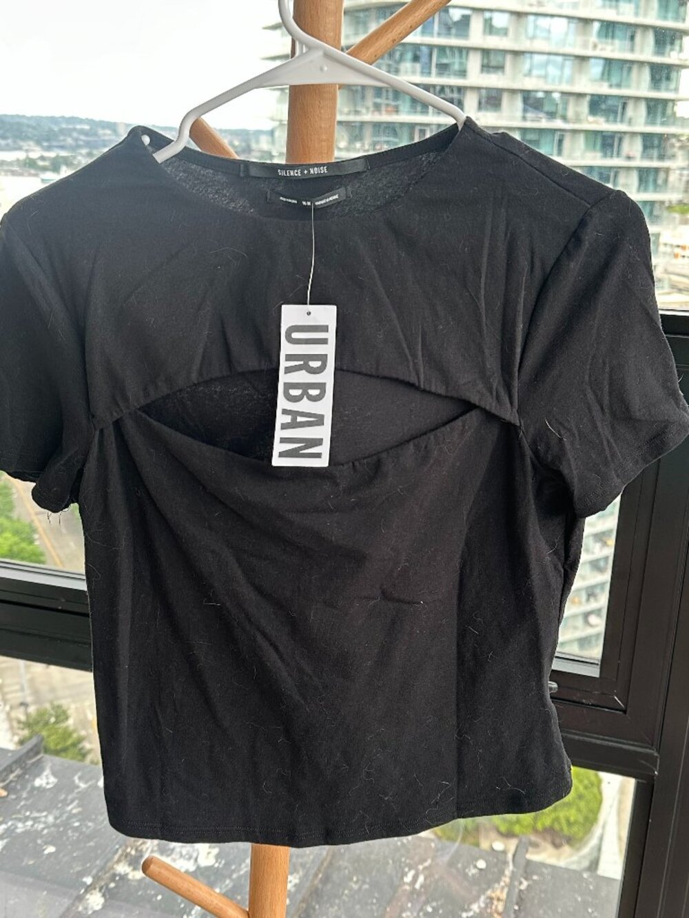 NWT Silence + Noise Black Cut-Out Crop Top Size M Urban Outfitters